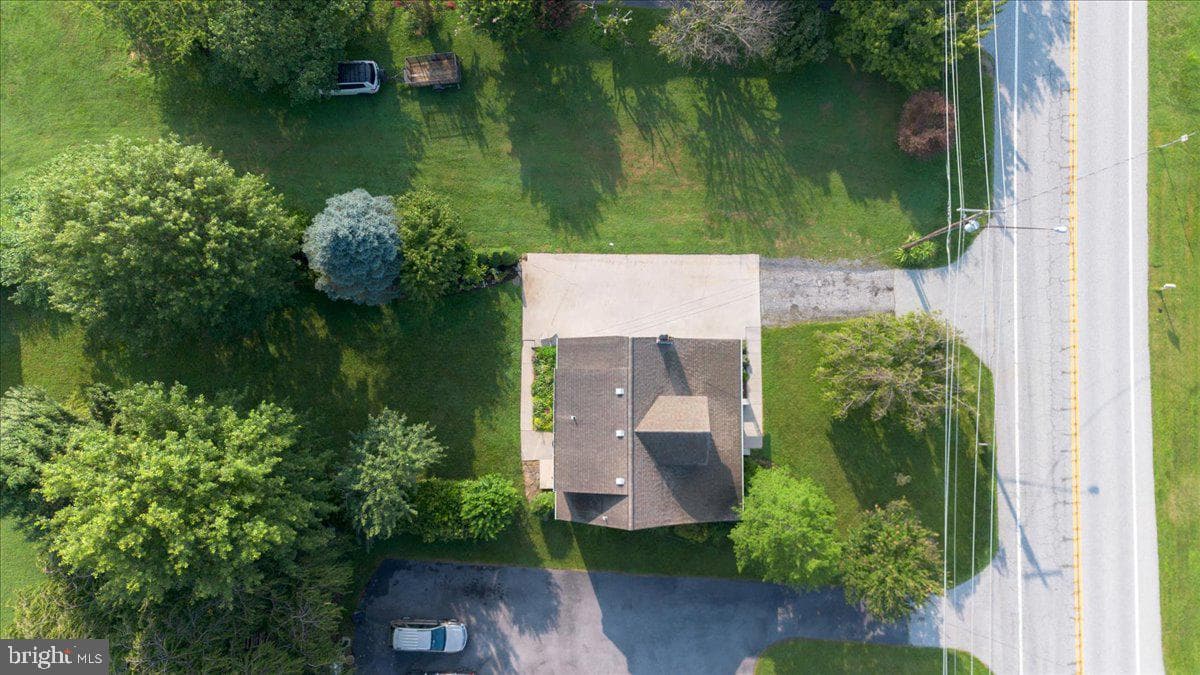 17010 Frederick Road photo 27