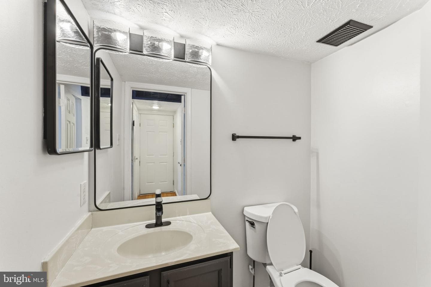 6437 Julie Ann Drive photo 18