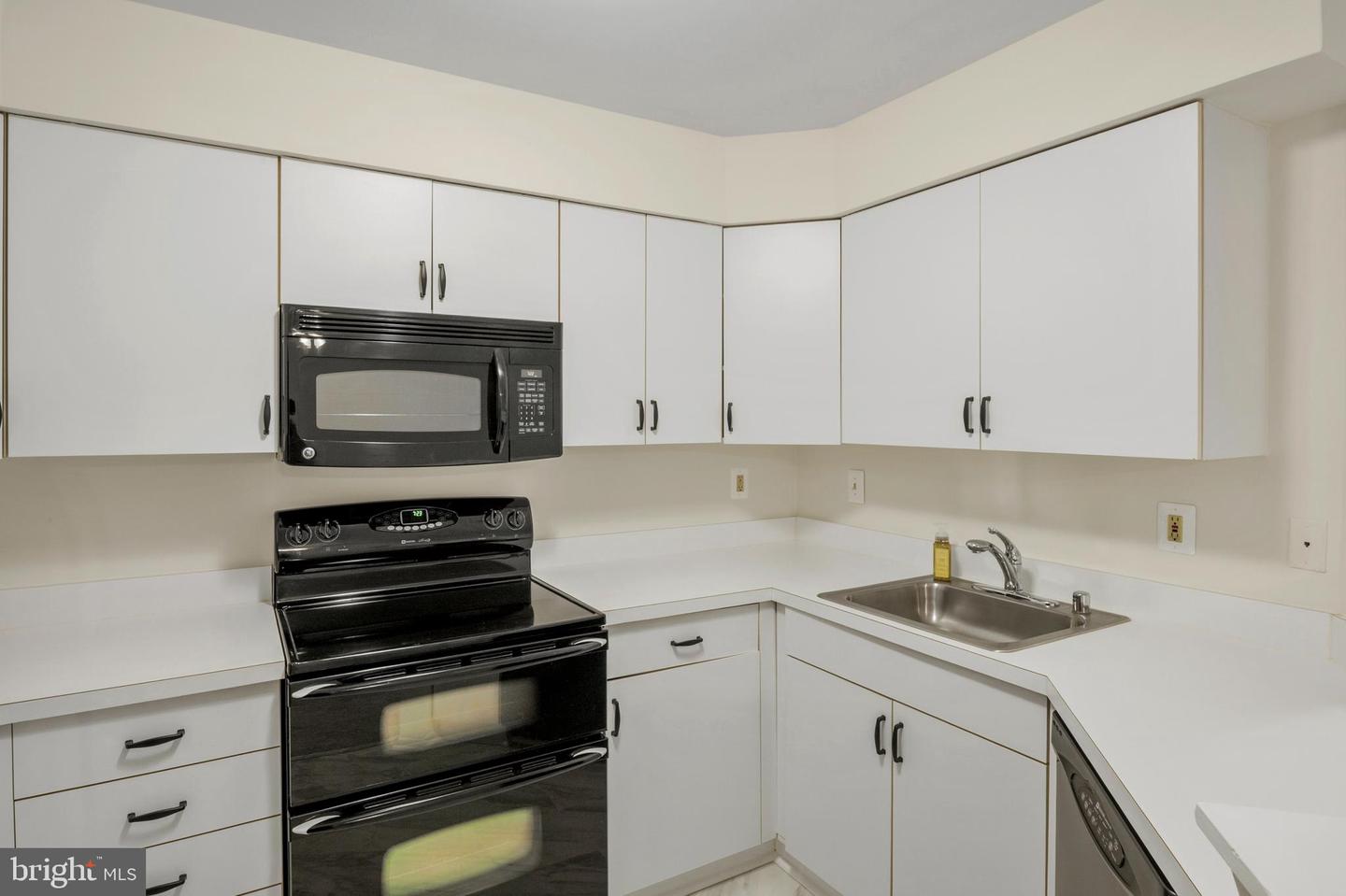 7612 Stony Creek Lane #12 E L photo 14