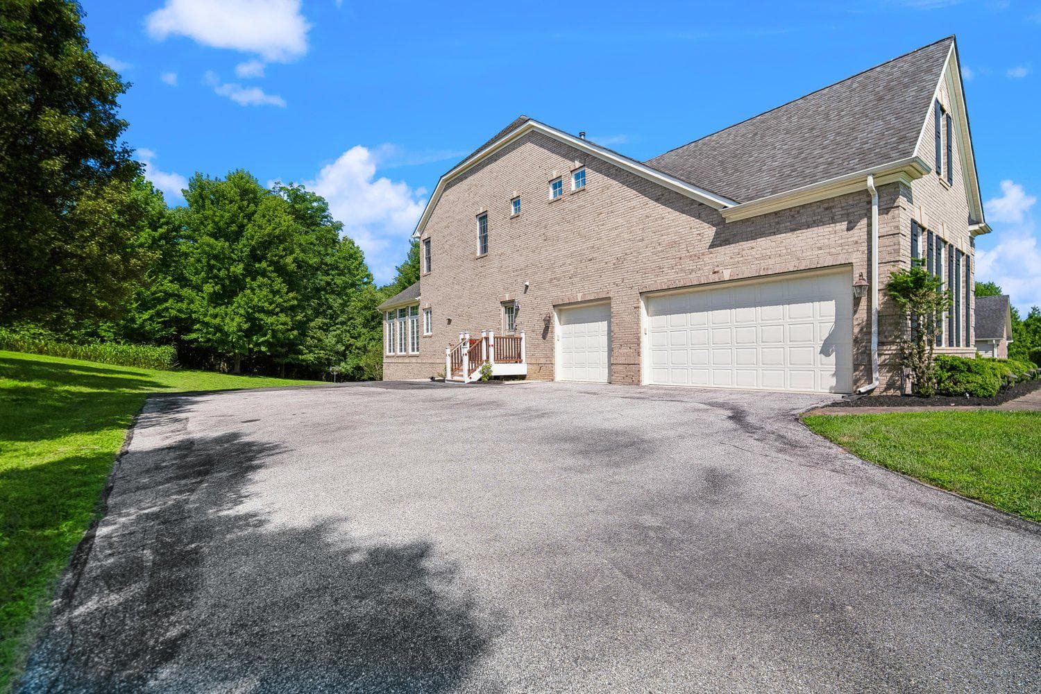 13111 Bucks Ridge Court photo 3