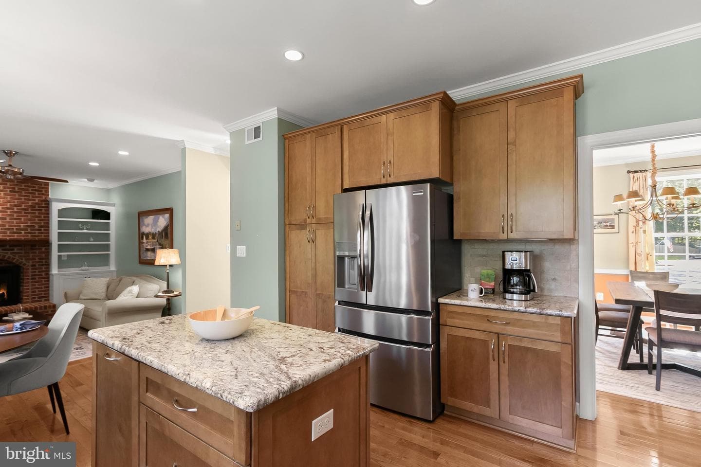 9704 Oriole Court photo 17