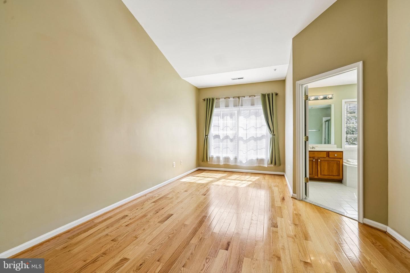 10214 Sherman Heights Place #53 photo 35