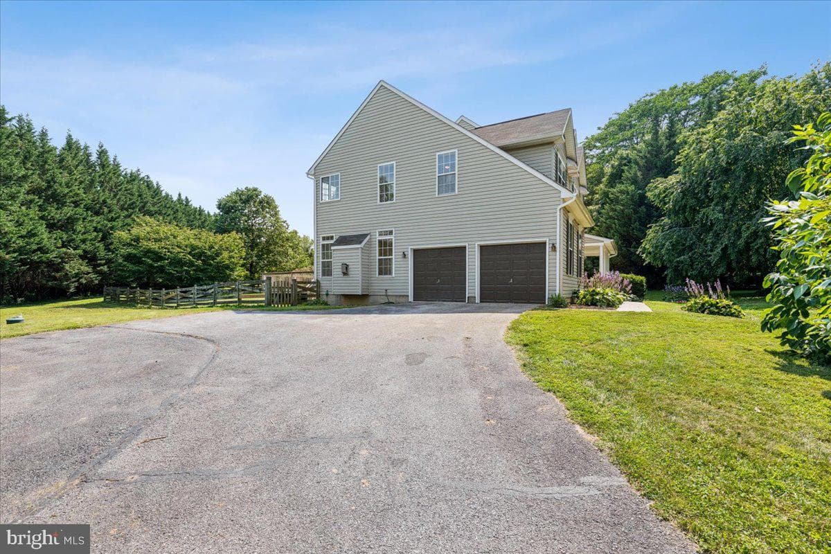 17260 Old Frederick Road photo 89