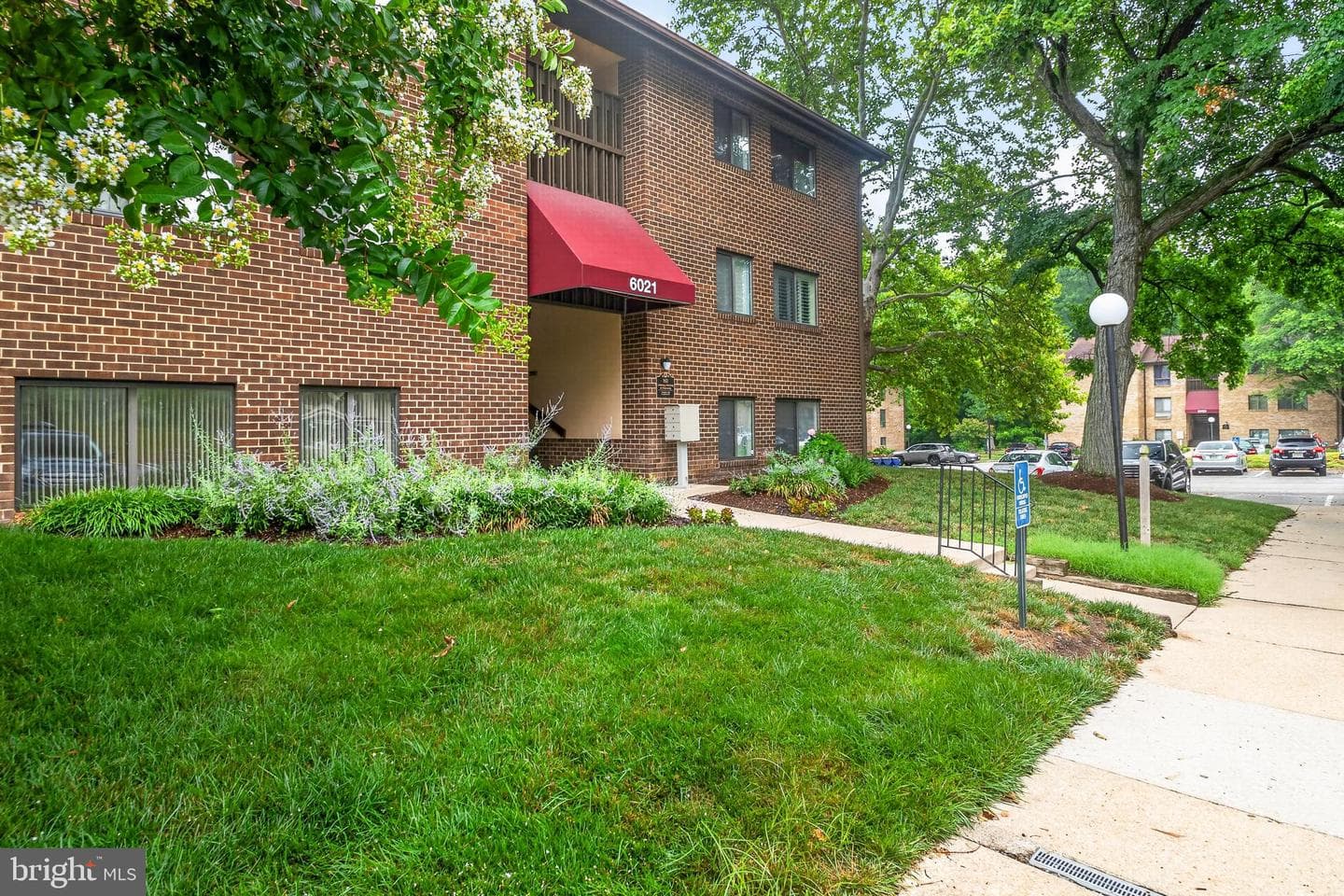 6021 Majors Lane #1 B13 photo 3