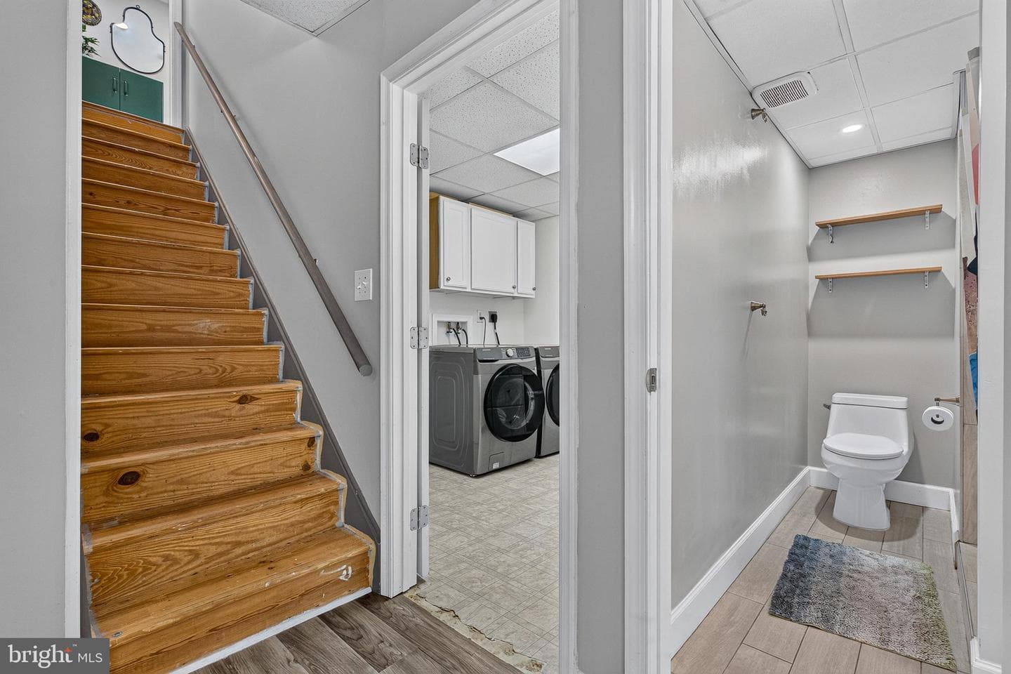 9404 Fairview Avenue photo 21