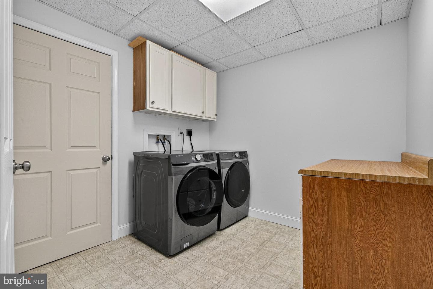 9404 Fairview Avenue photo 22