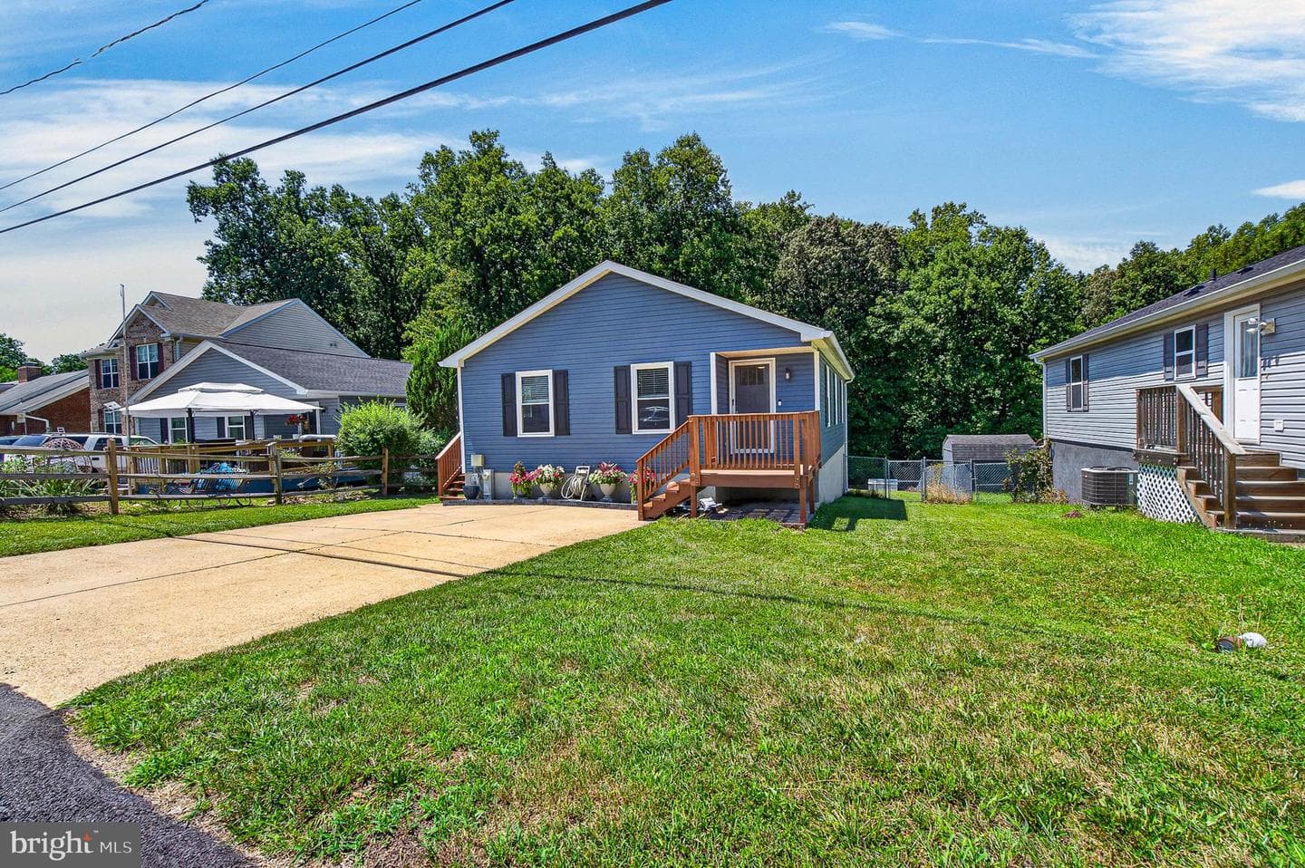 9404 Fairview Avenue photo 3