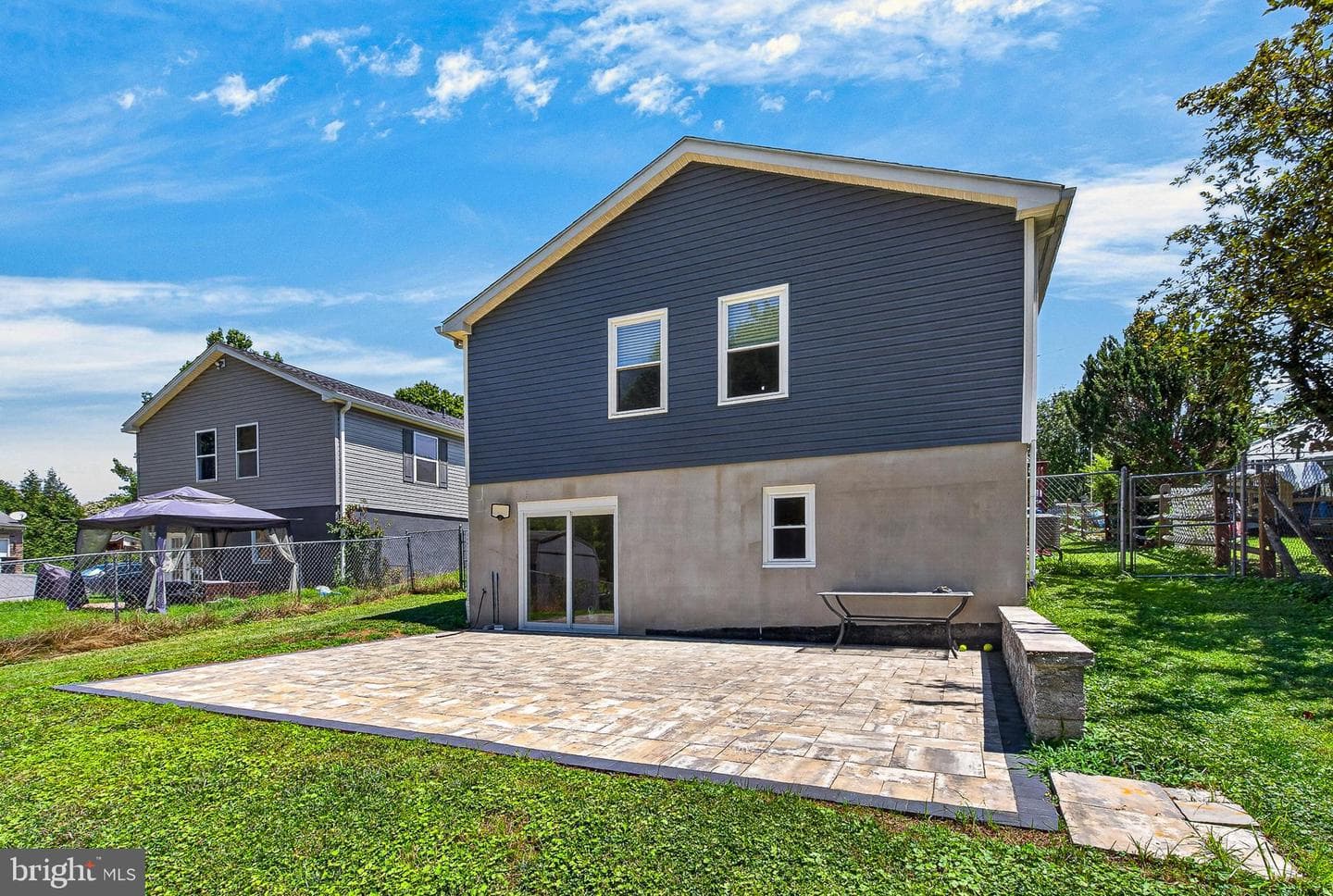 9404 Fairview Avenue photo 31