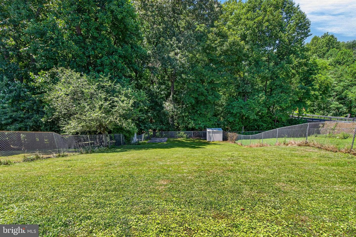 9404 Fairview Avenue photo 32