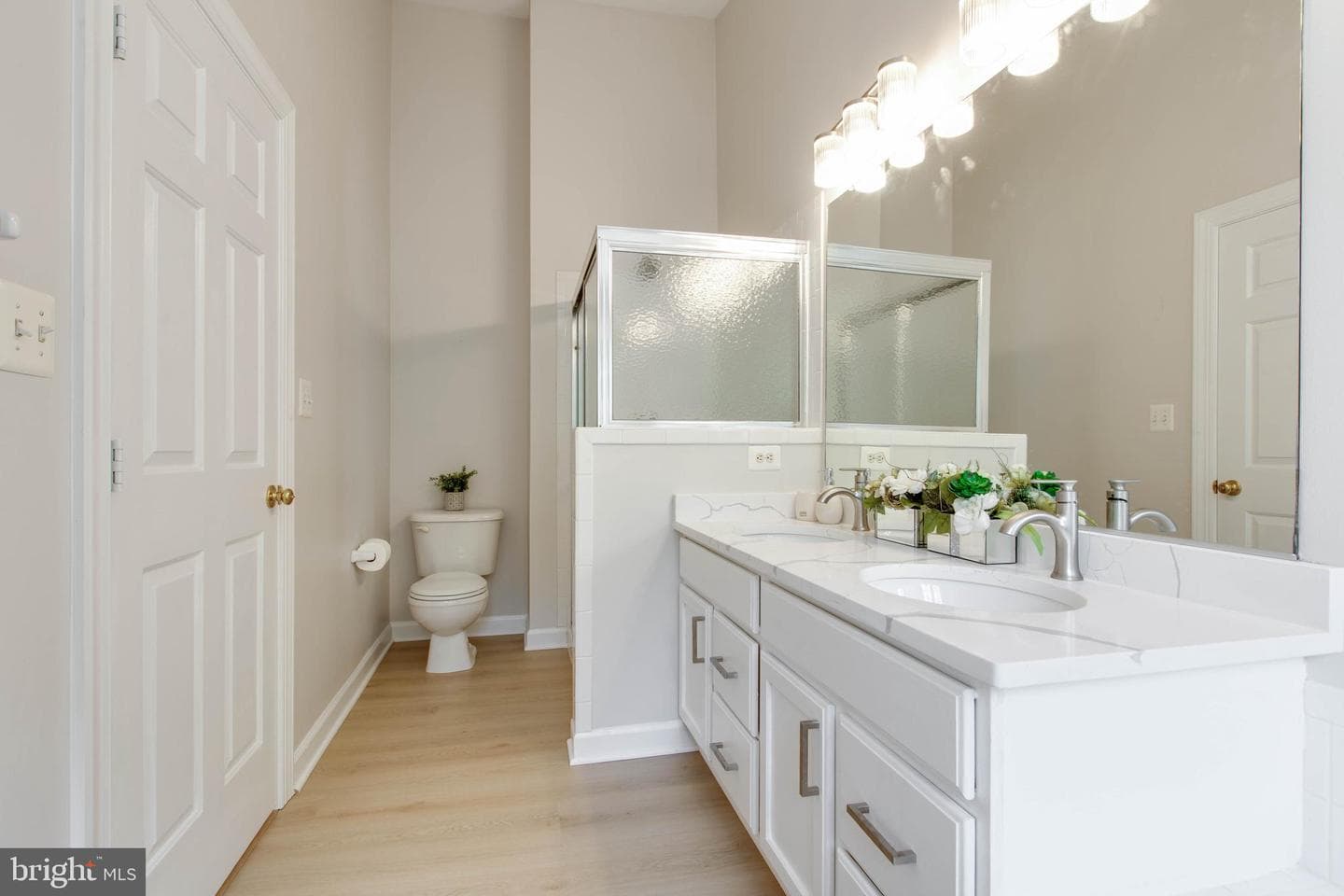 10806 Wadsworth Road photo 27