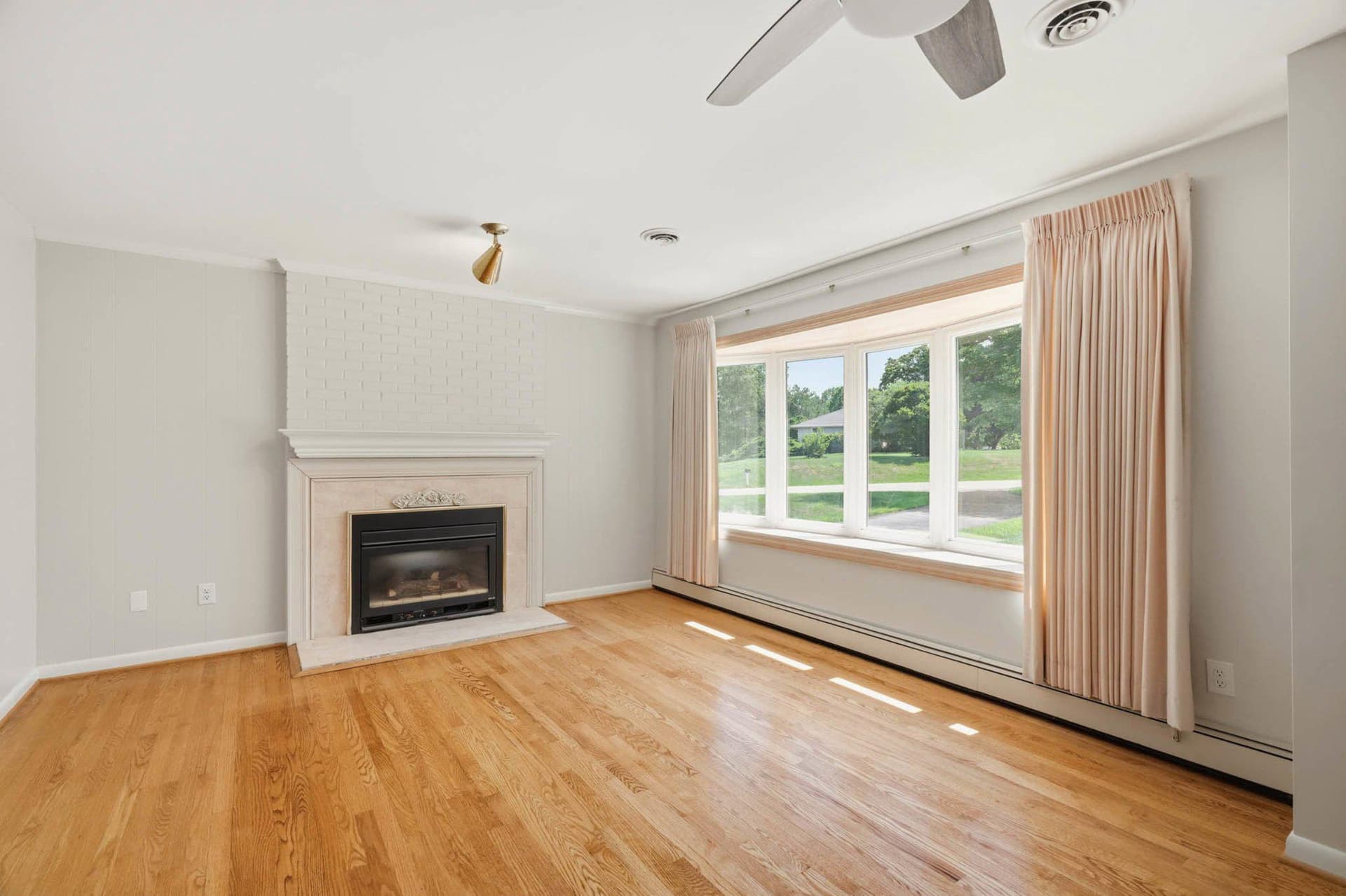 6129 Sebring Drive photo 5