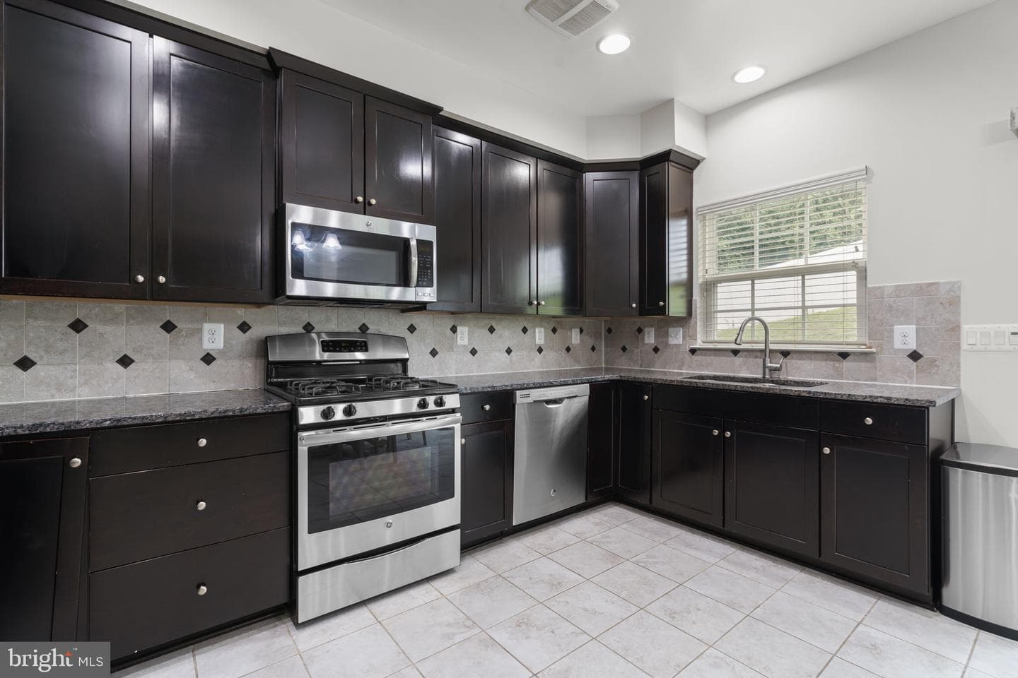 4986 Windpower Way photo 13