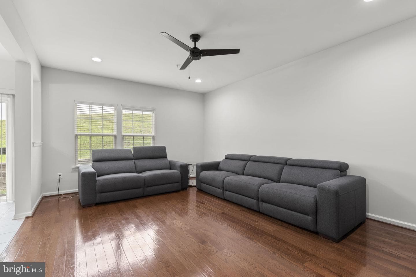 4986 Windpower Way photo 5