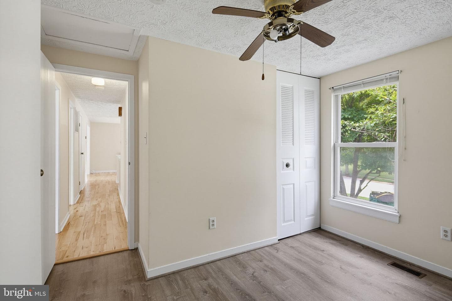5571 Hunting Horn Drive photo 16