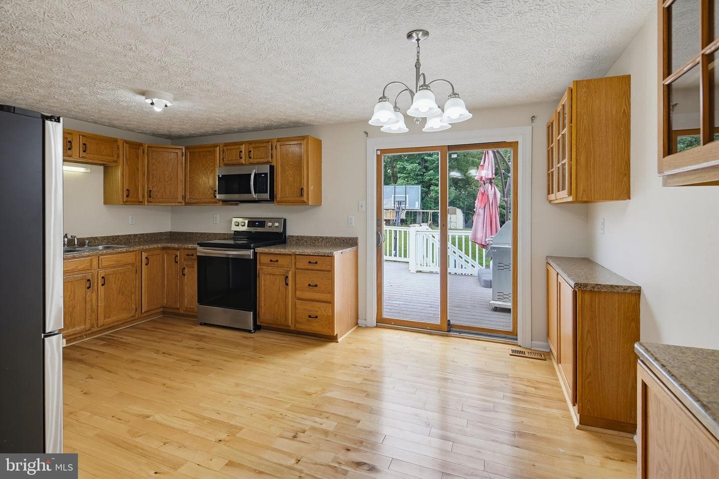 5571 Hunting Horn Drive photo 4