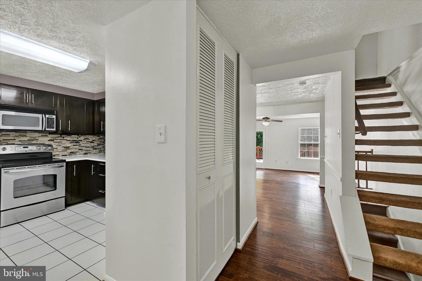 10843 Olde Woods Way photo 4