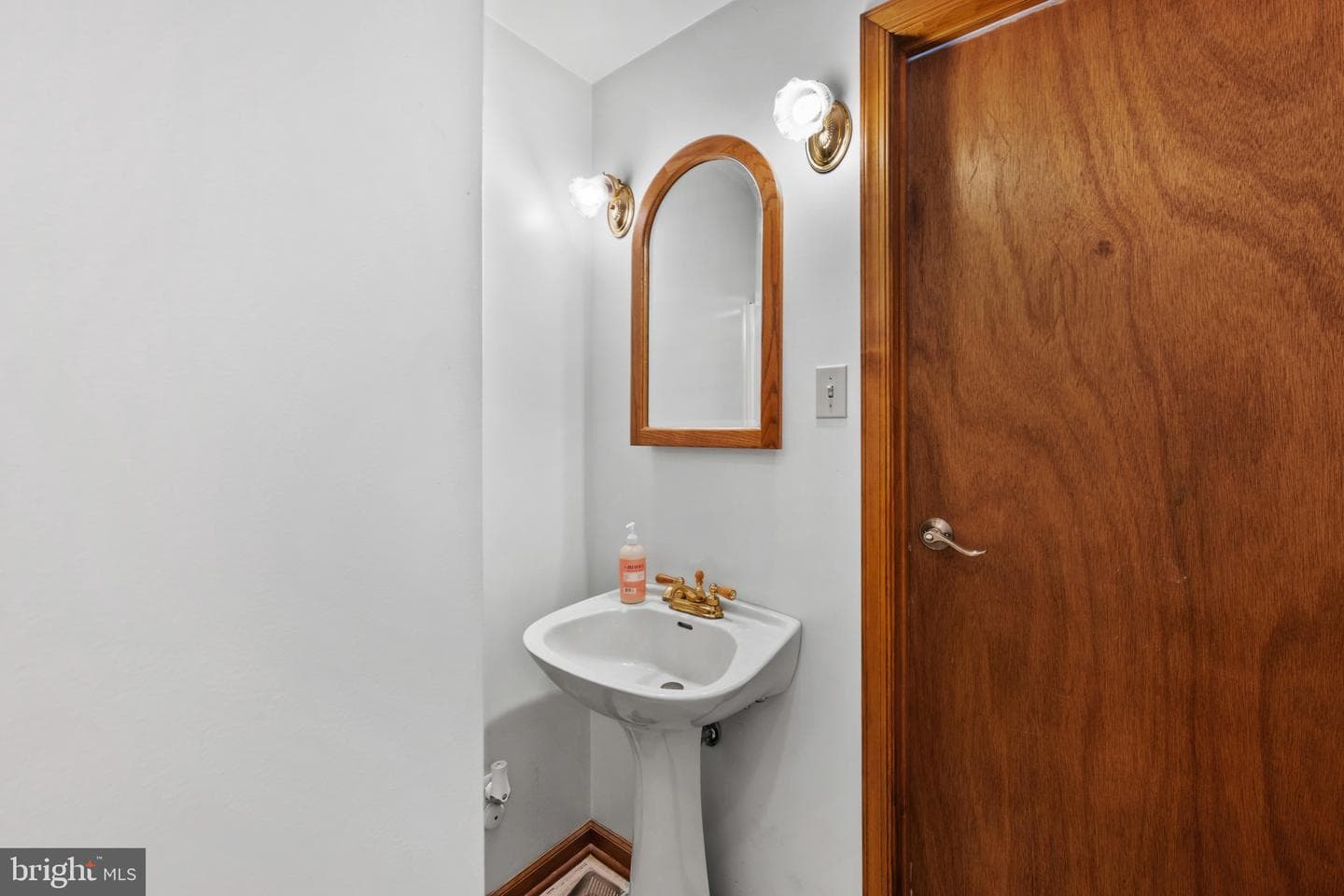 6456 Ducketts Lane #6-2 photo 30
