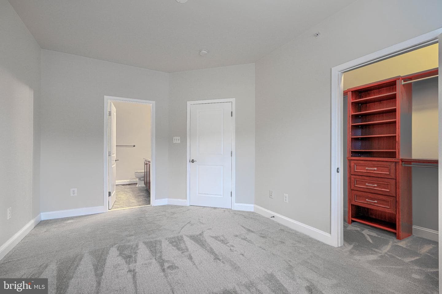 5715 Rosanna Place photo 27