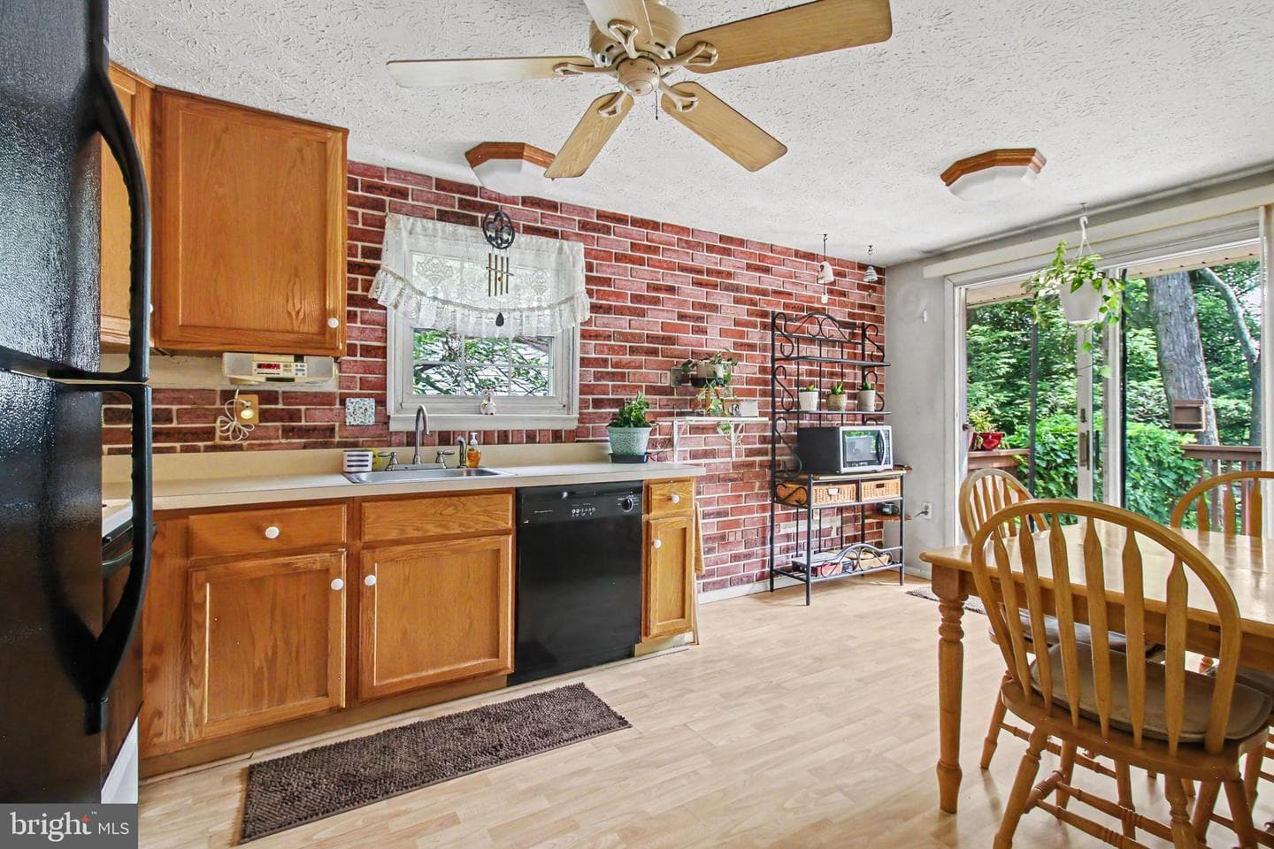 9229 Crazyquilt Court photo 7