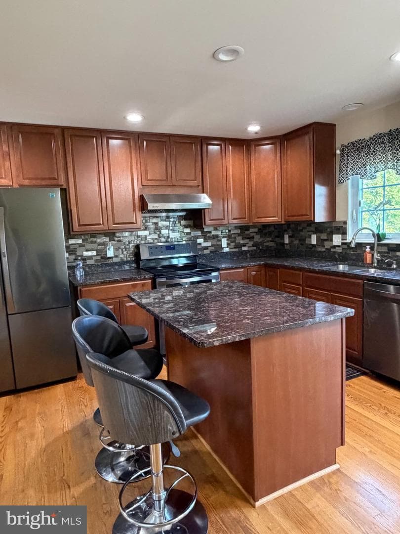 6122 Noah Way photo 10