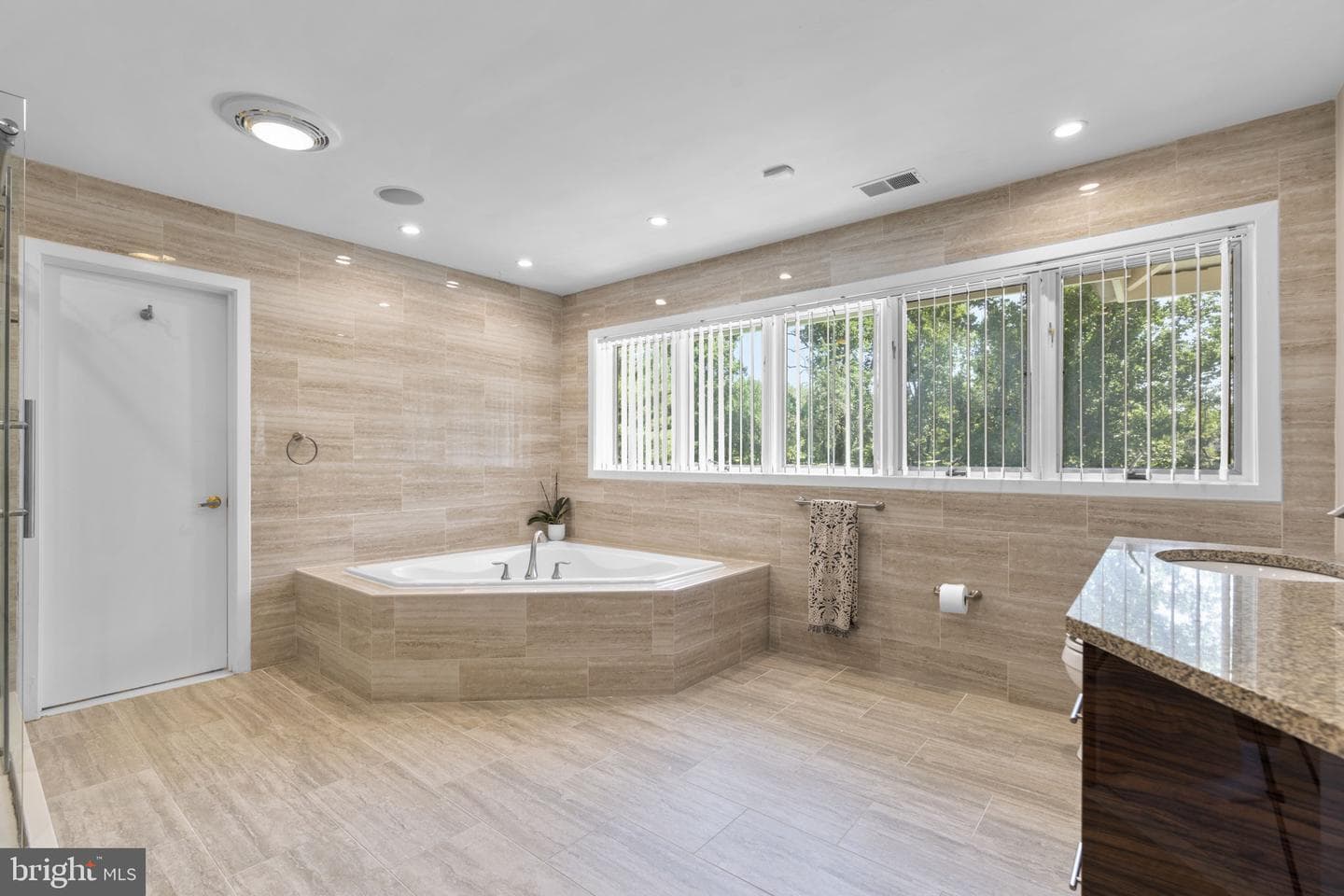 11067 Gaither Farm Road photo 38