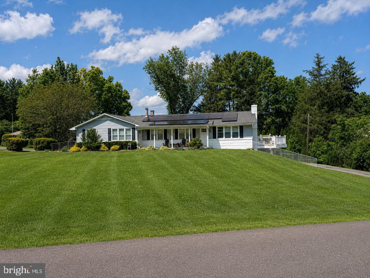 9834 Gwynn Park Drive photo 1