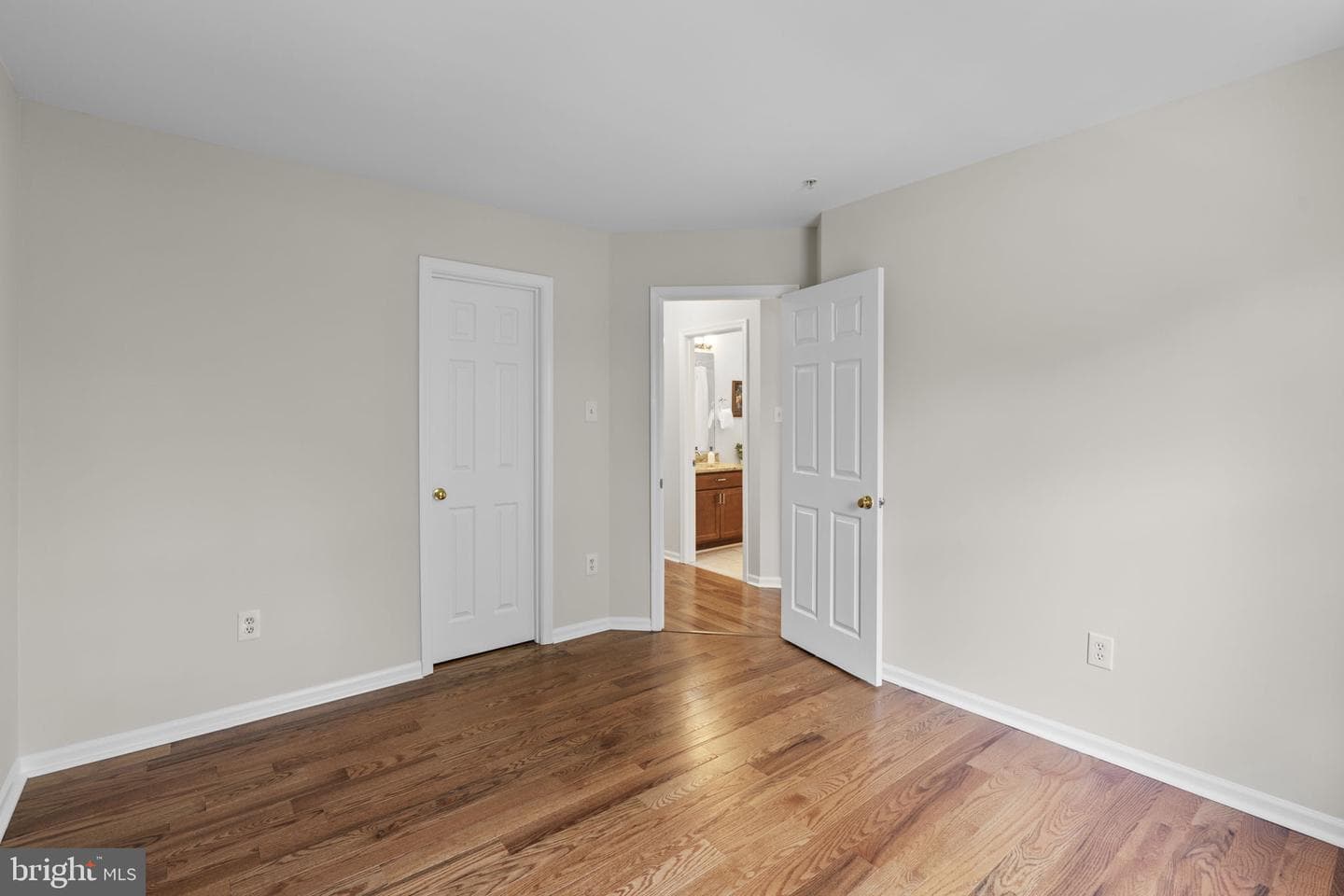8787 Stonehouse Drive photo 31