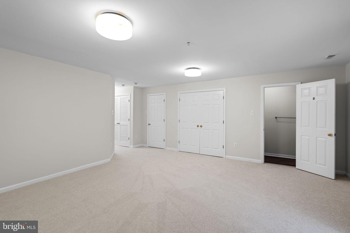 8787 Stonehouse Drive photo 35