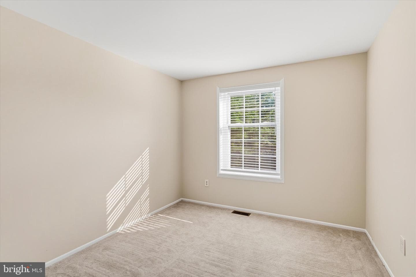 9752 Summer Park Court photo 25