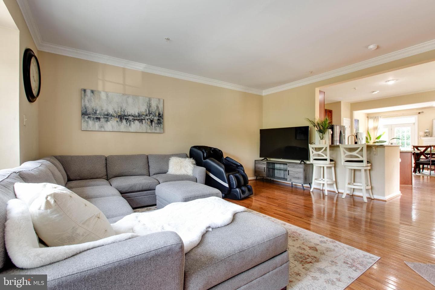 10700 Croydon Court photo 11