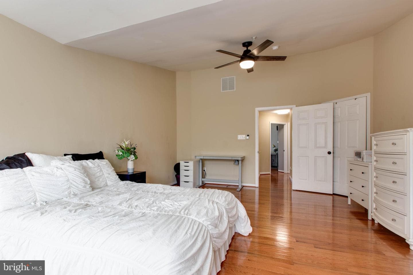 10700 Croydon Court photo 27