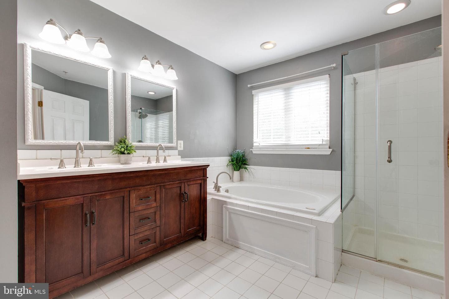 10700 Croydon Court photo 28