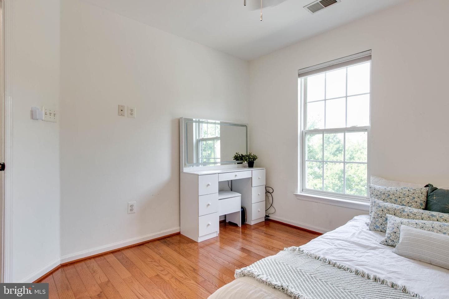 10700 Croydon Court photo 30