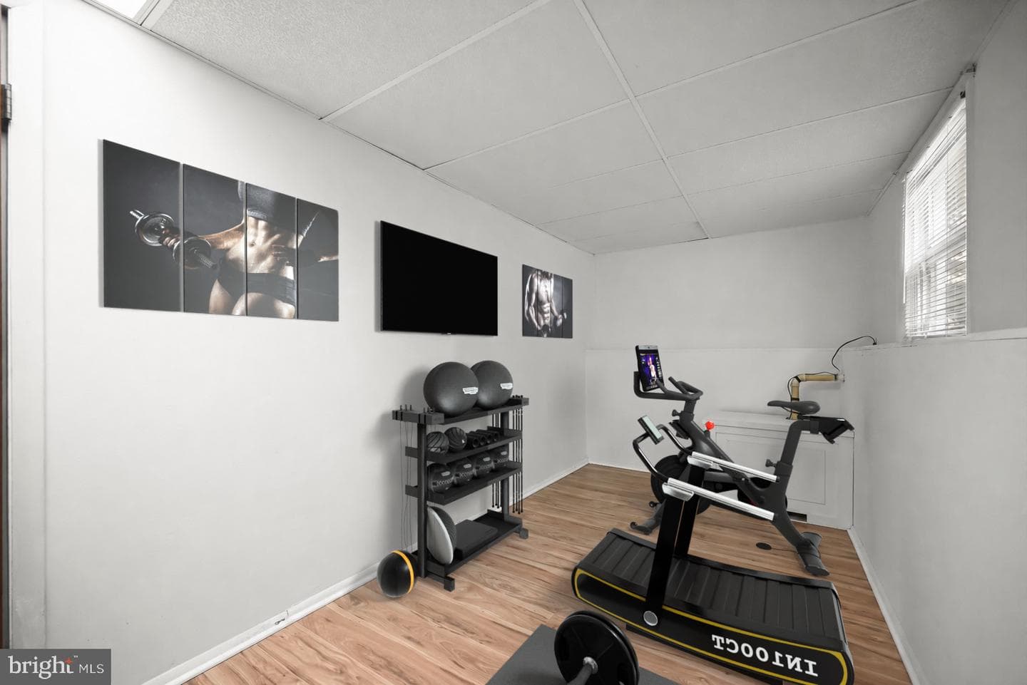 5435 The Bridle Path photo 12