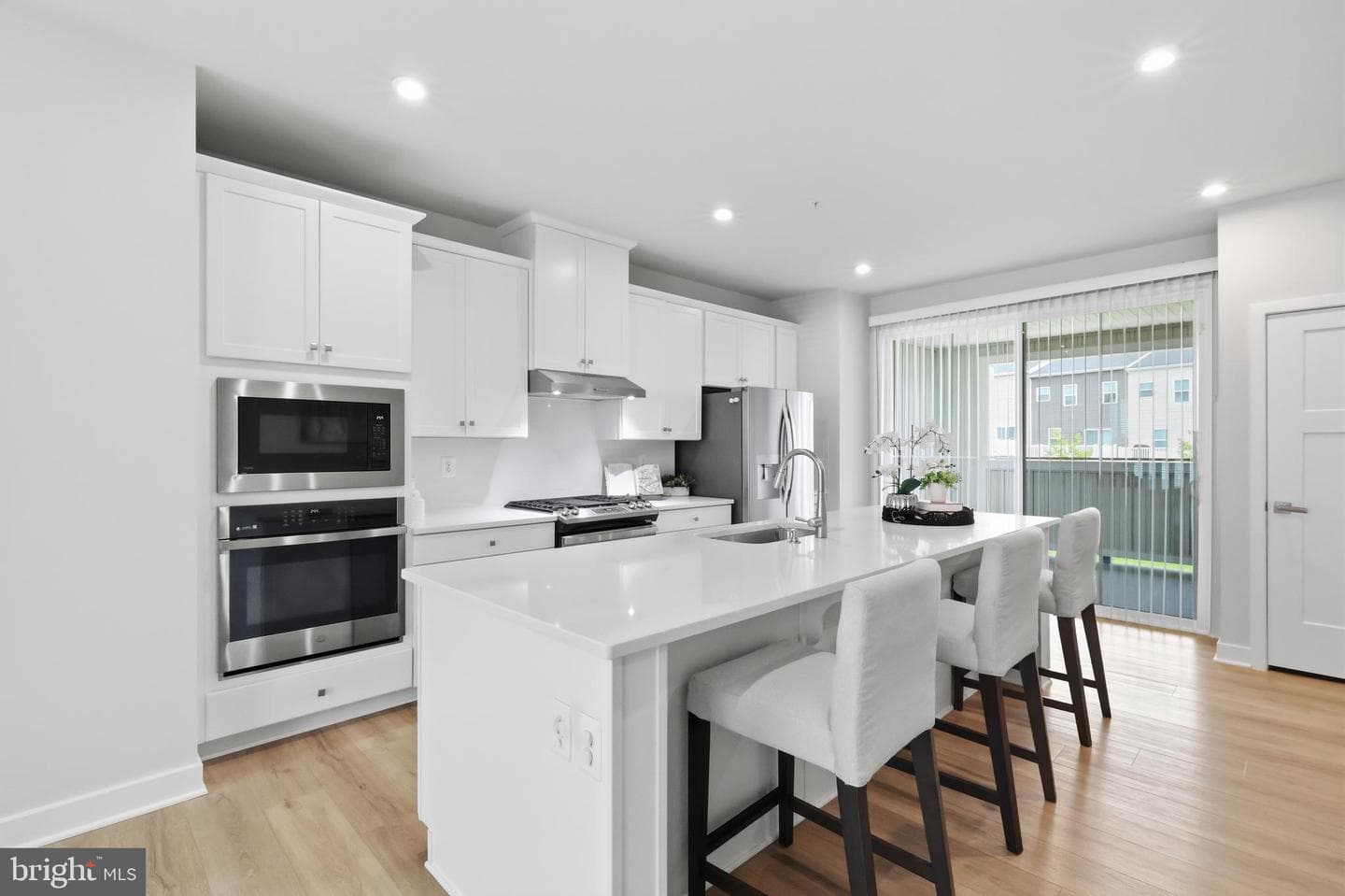 8115 Primrose Lane photo 5