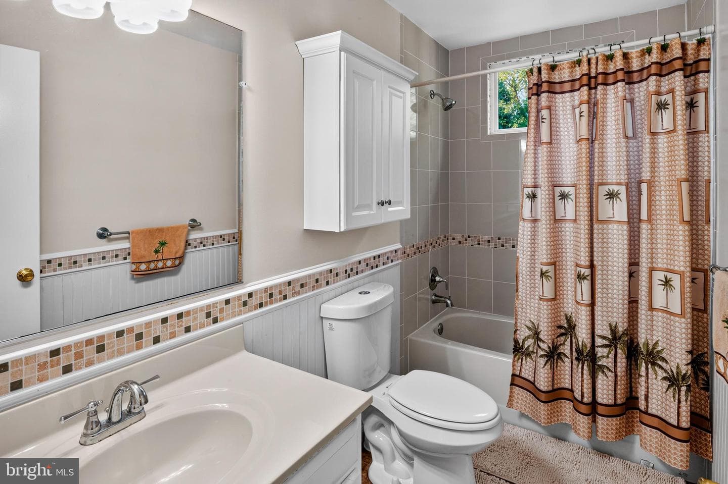 8518 Rosecroft Terrace photo 27