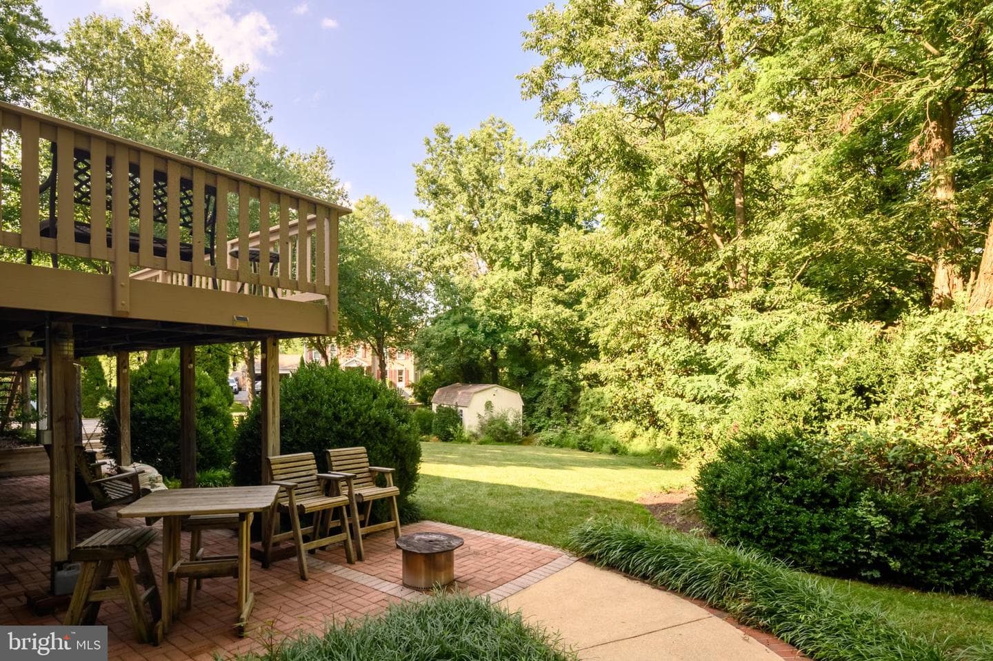 8518 Rosecroft Terrace photo 40