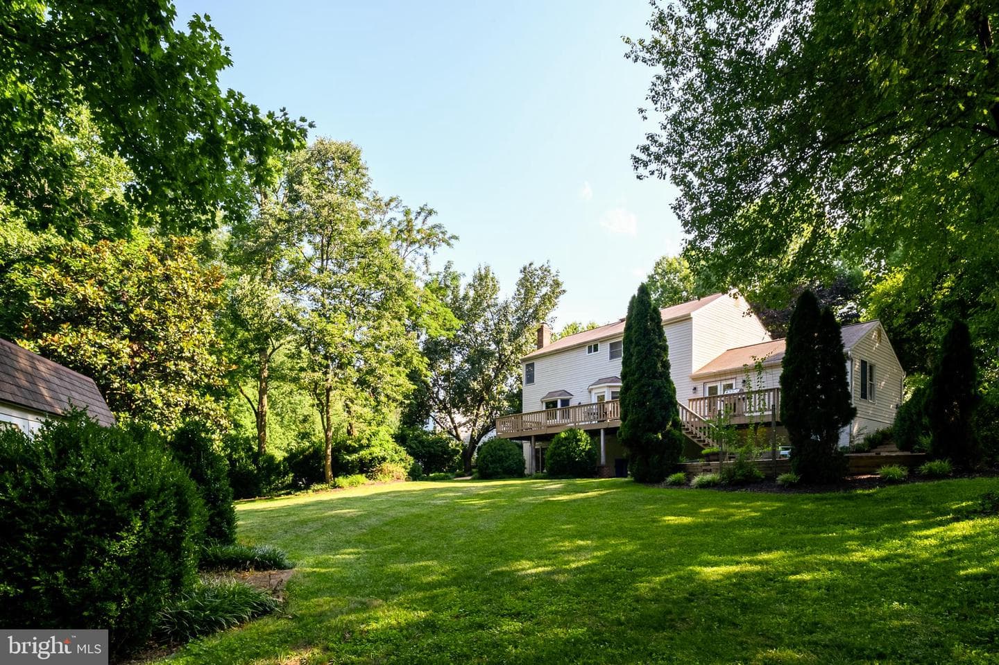 8518 Rosecroft Terrace photo 45