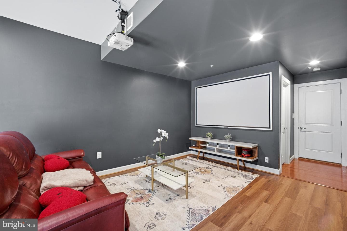 7578 Morris Street photo 5