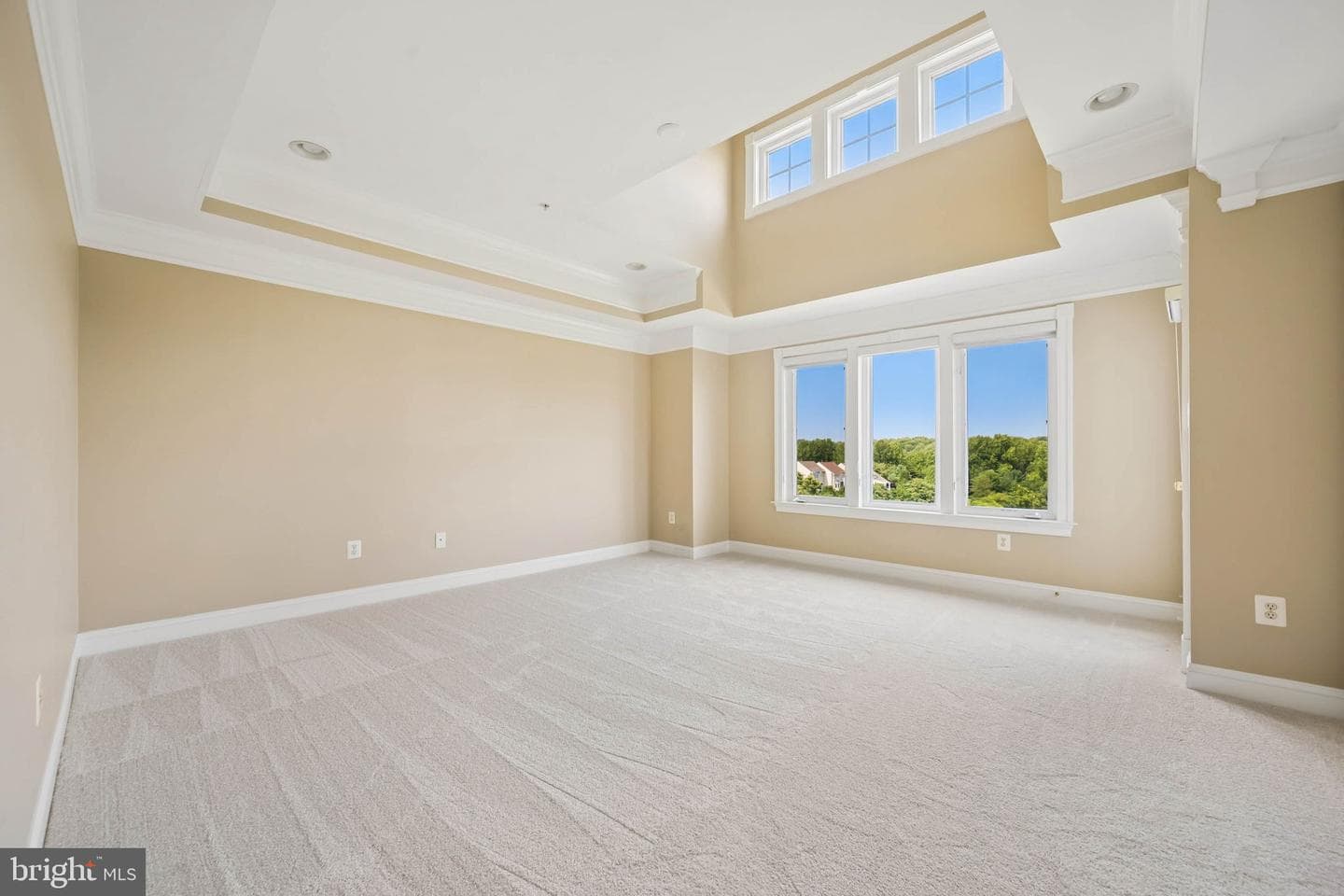 8741 Lake Edge Drive photo 35