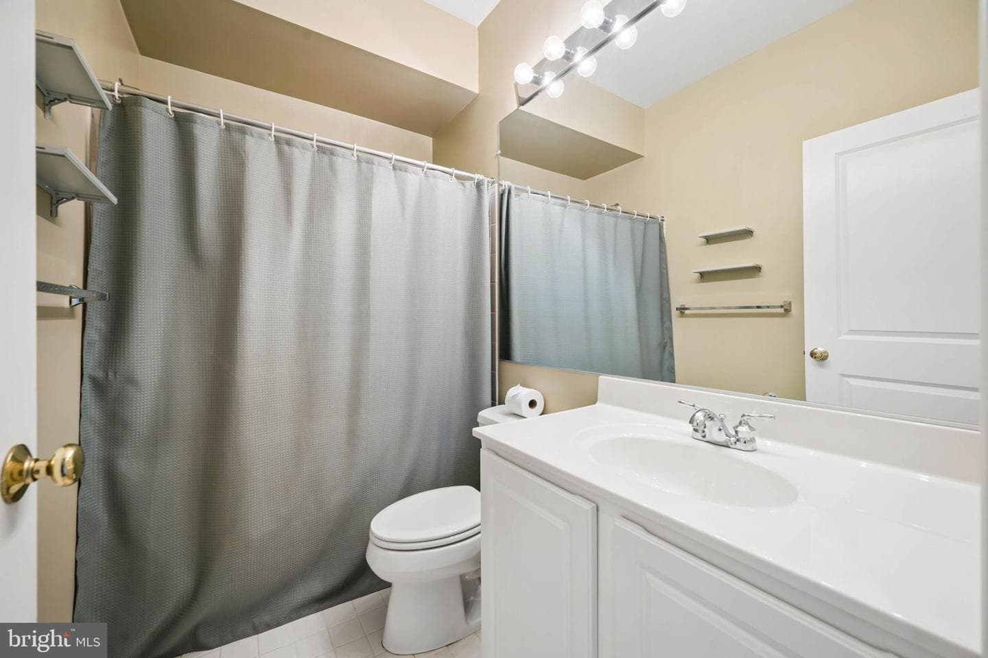 8741 Lake Edge Drive photo 58