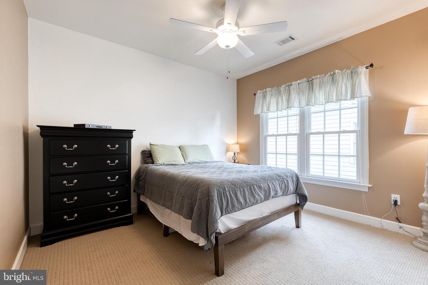 7644 President Street photo 51