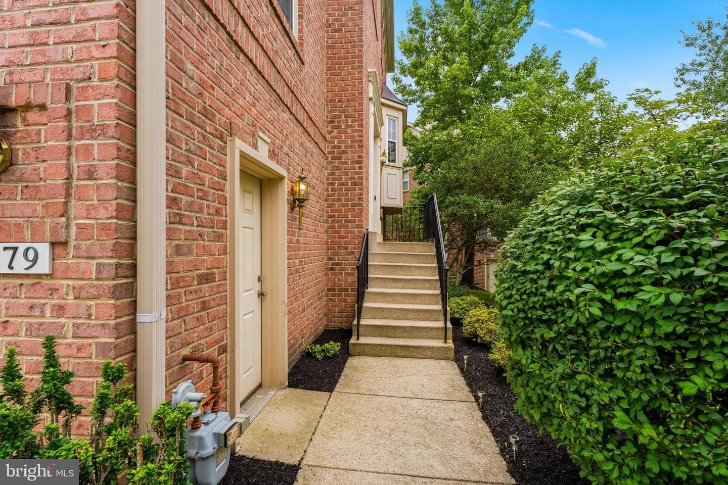 10779 Folkestone Way photo 2