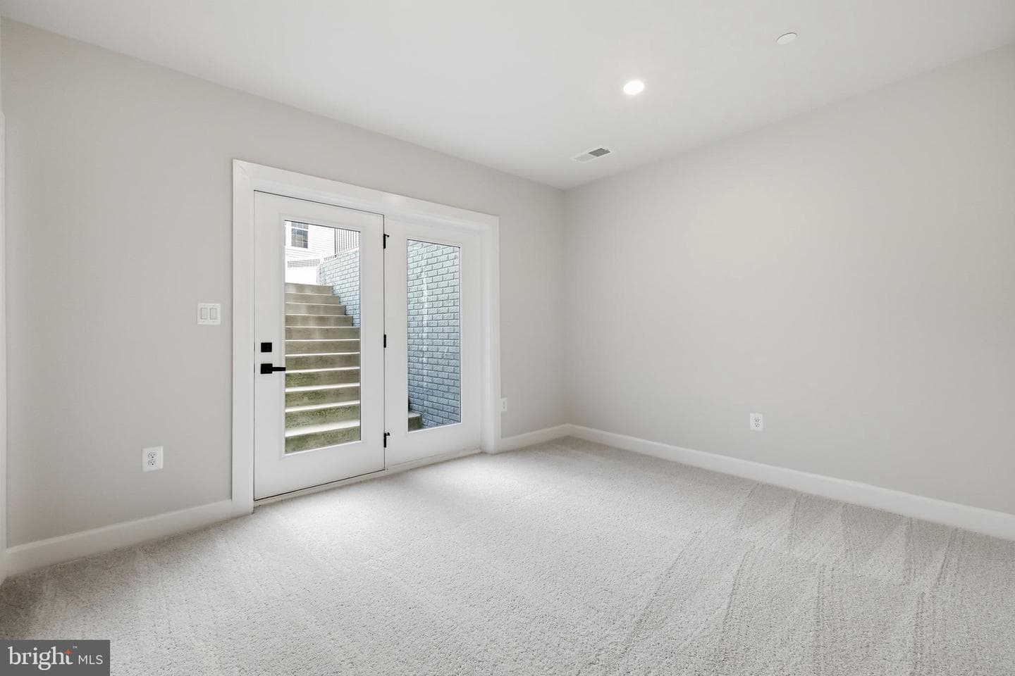 7973 Lawndale Circle photo 73
