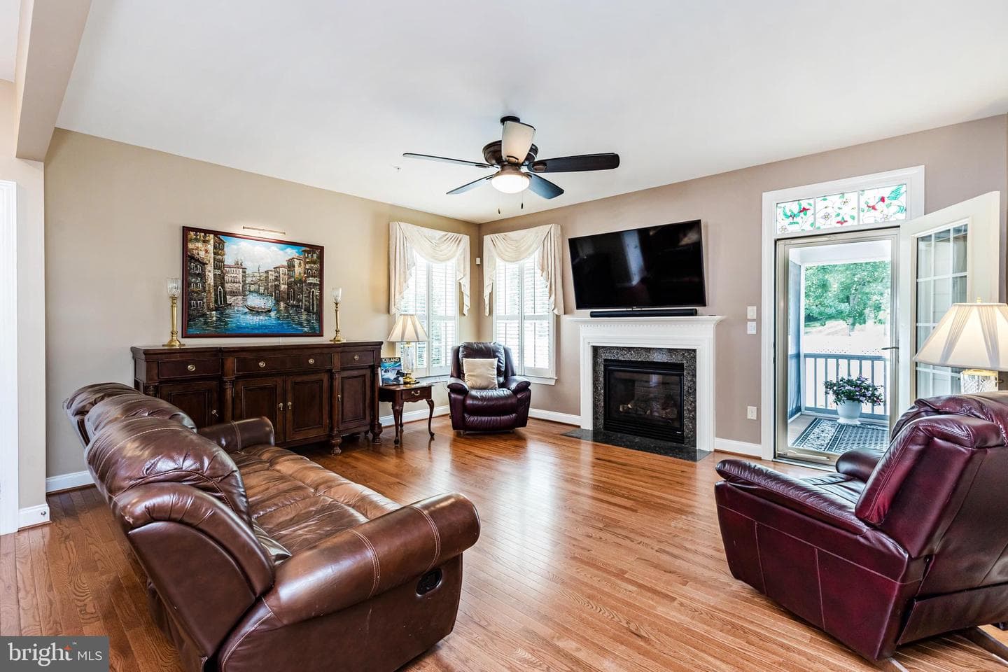 2608 Queensland Drive photo 3