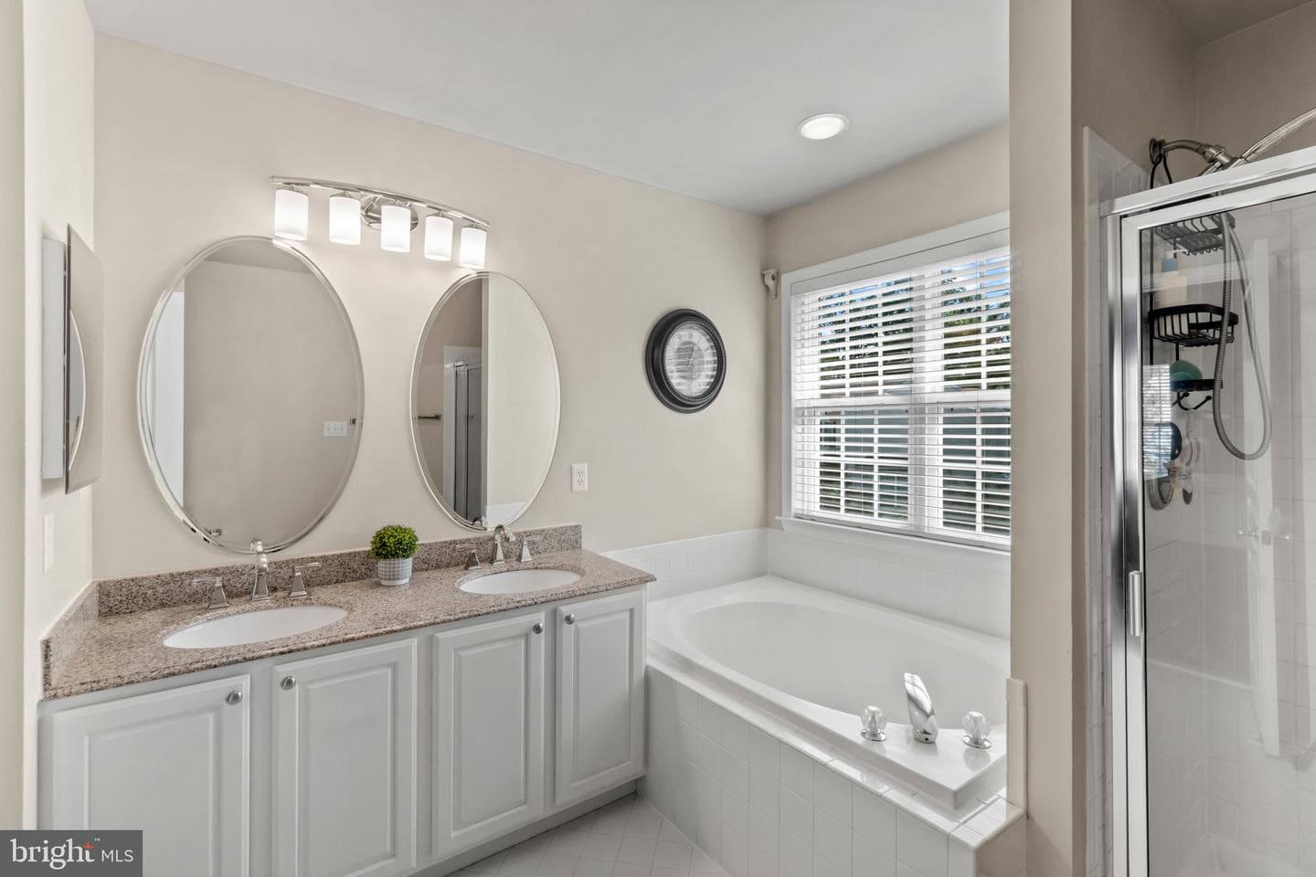 8225 Cornerstone Way photo 27