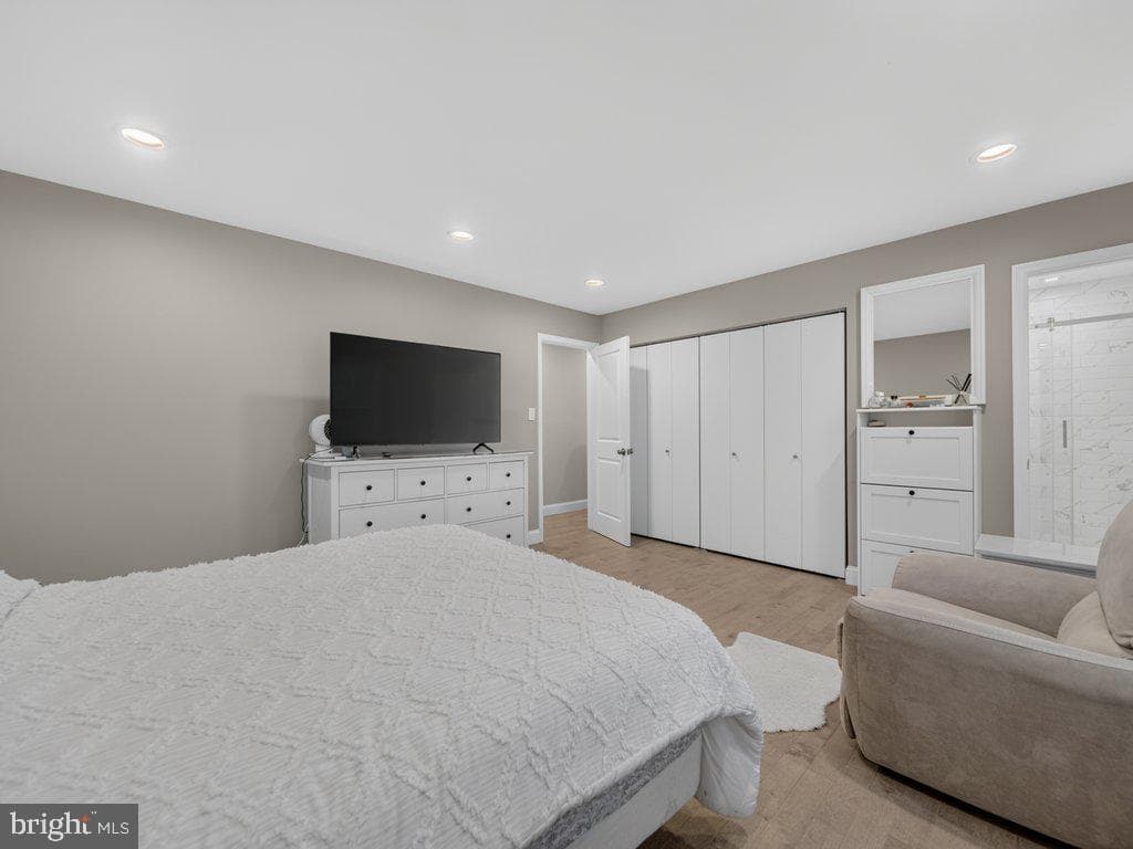 10124 Stansfield Road photo 23