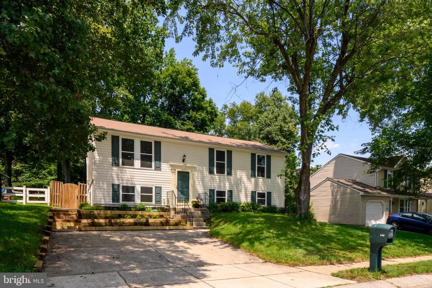 6110 Kyle Leaf Court photo 1