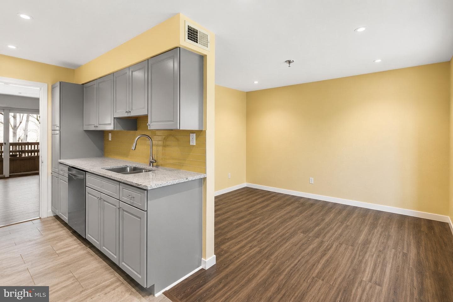 5239 W Running Brook Road #302 photo 3