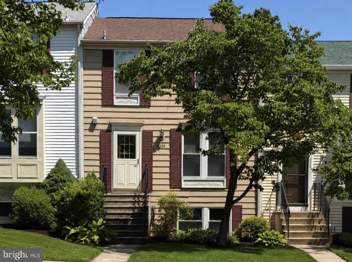 8208 Cambridge Court photo 1